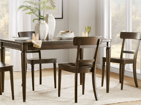 为你的餐厅增添气氛：如何选择合适的餐桌、餐椅