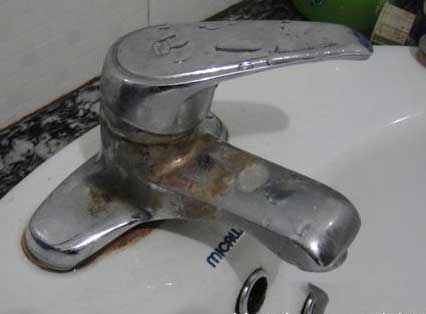 水龙头清洁保养