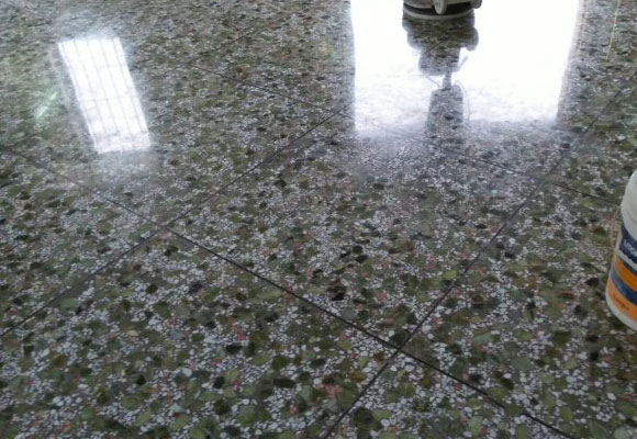 水磨石地面如何保养